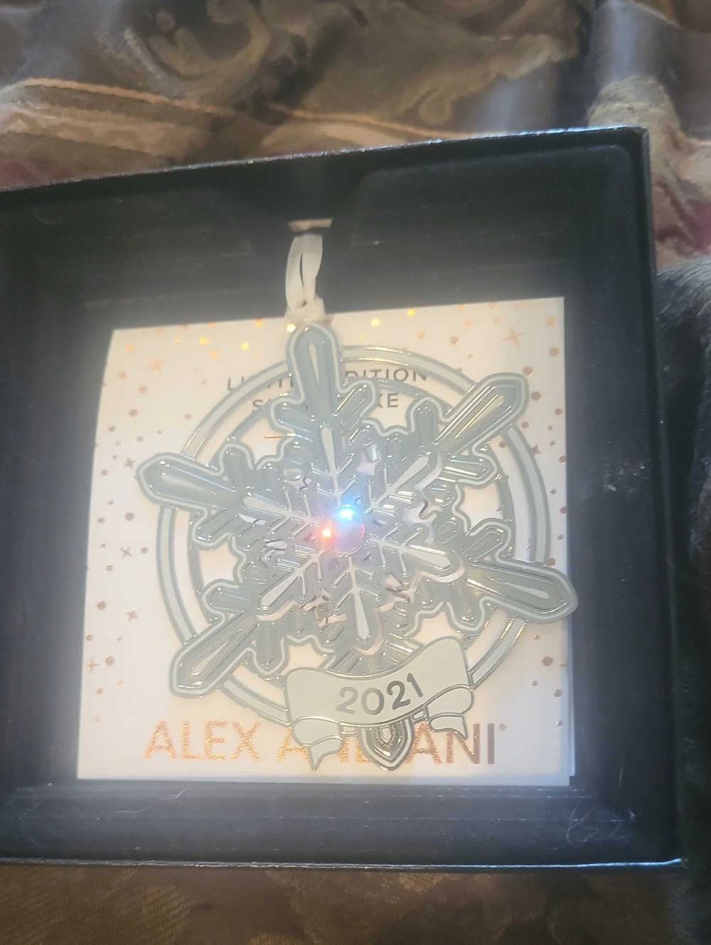 Alex Ani Limited Edition 2021 Holiday Snowflake Ornament Boxed Pretty Shiny Gem